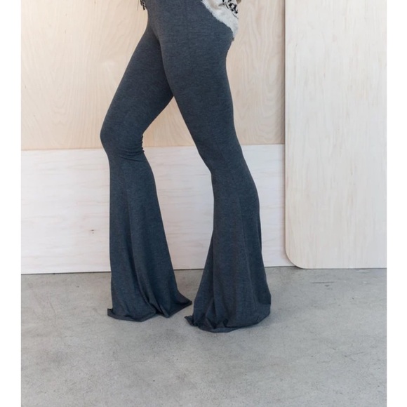 Dark gray flare raw edge stretchy pants, cut to fit, new - Picture 6 of 10